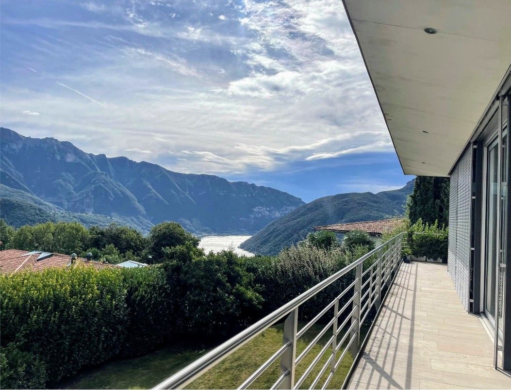 Villa à Lugano, Suisse, 540 m² - image 1