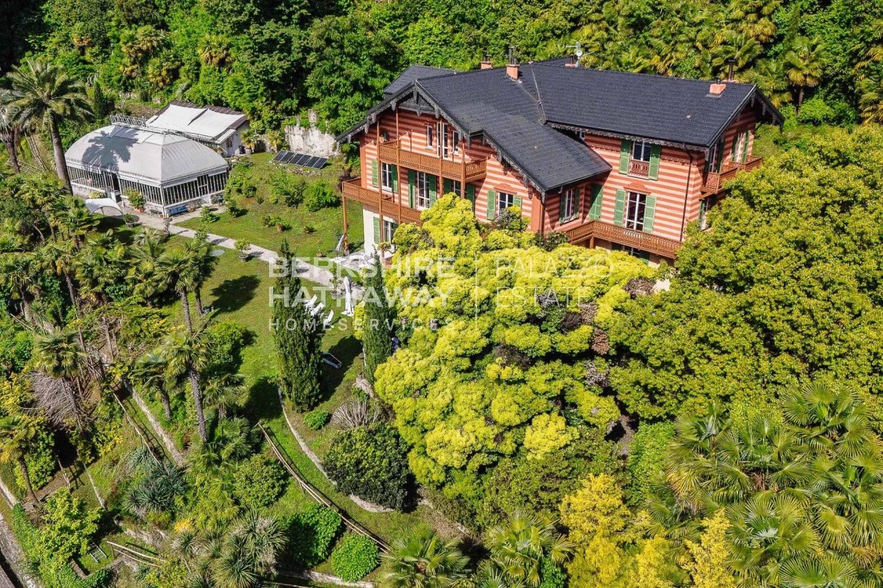 Villa en Ghiffa, Italia, 900 m² - imagen 4