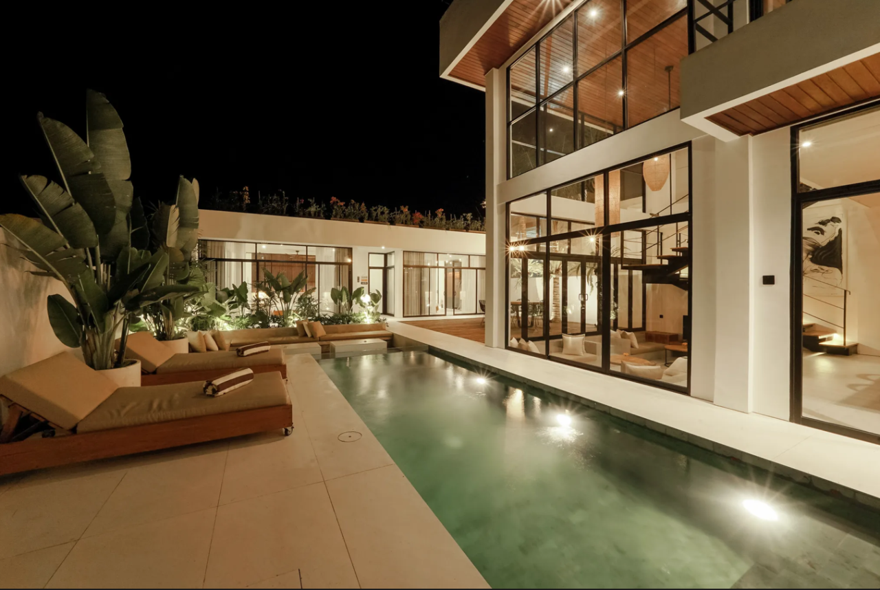 Villa en Canggu, Indonesia, 308 m² - imagen 1