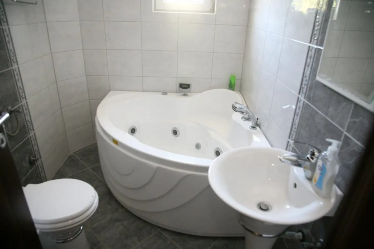 Hotel in Tivat, Montenegro, 570 m² - picture 19