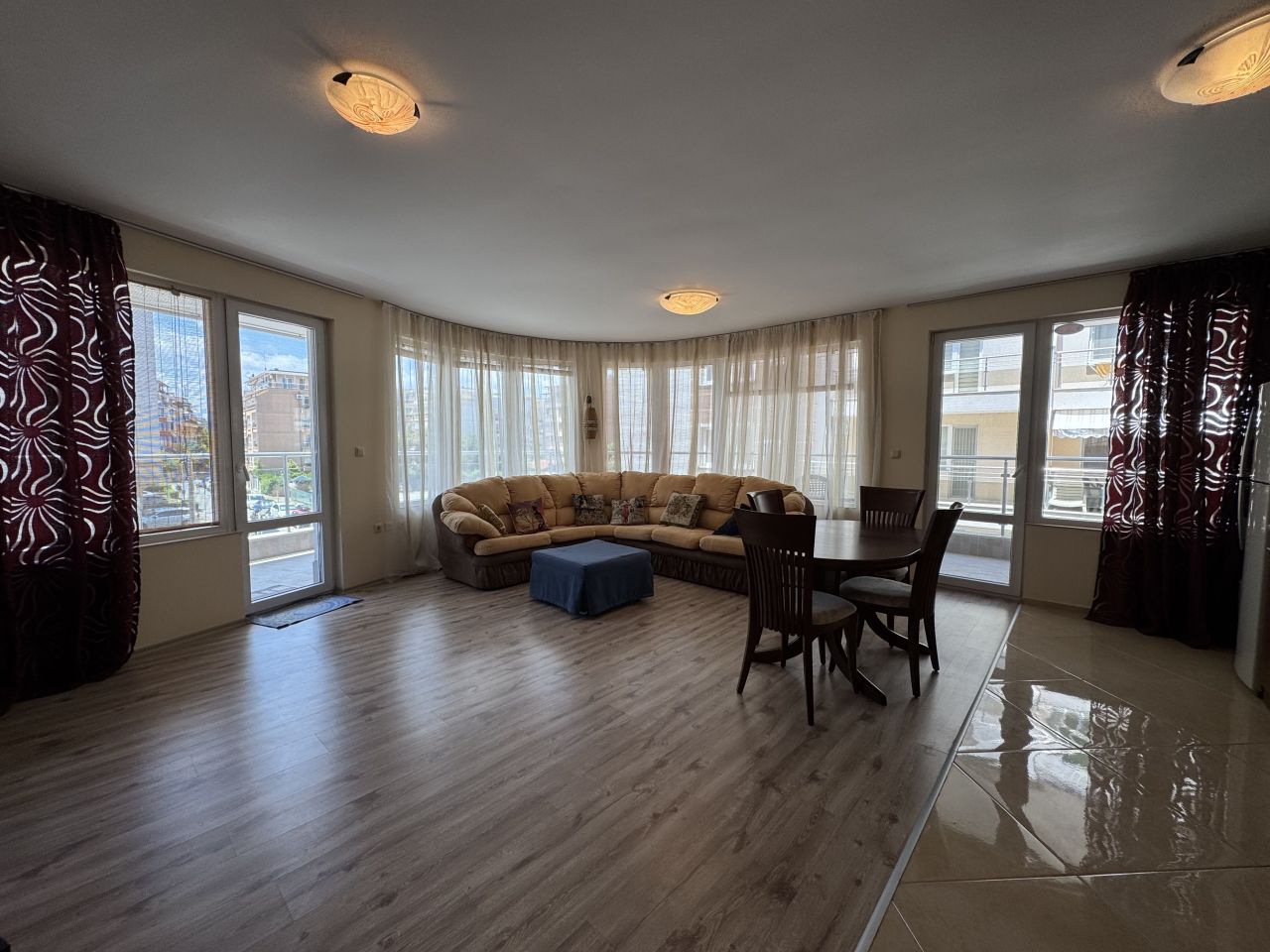 Appartement à Pomorie, Bulgarie, 112 m² - image 1