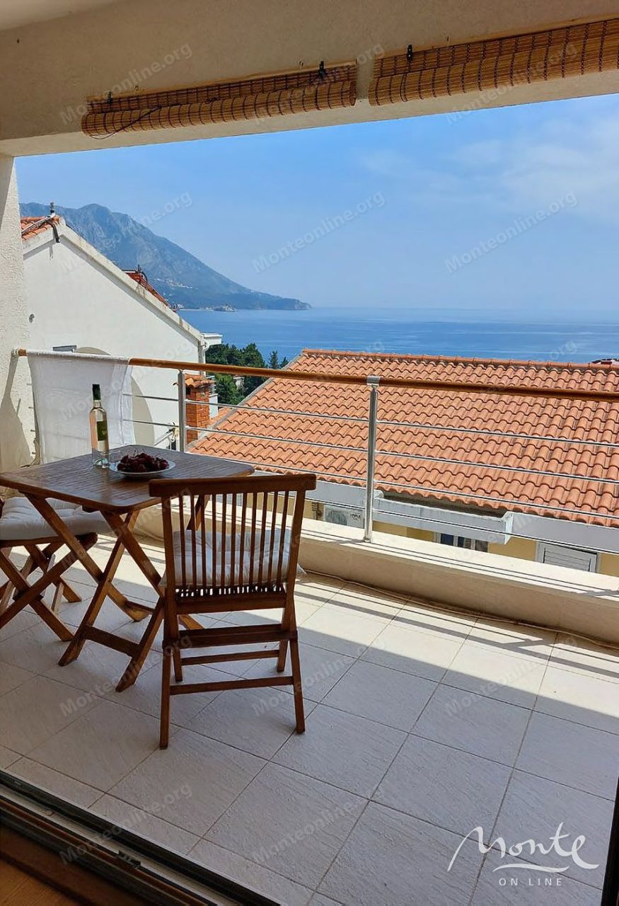 Hotel en Budva, Montenegro, 950 m² - imagen 1