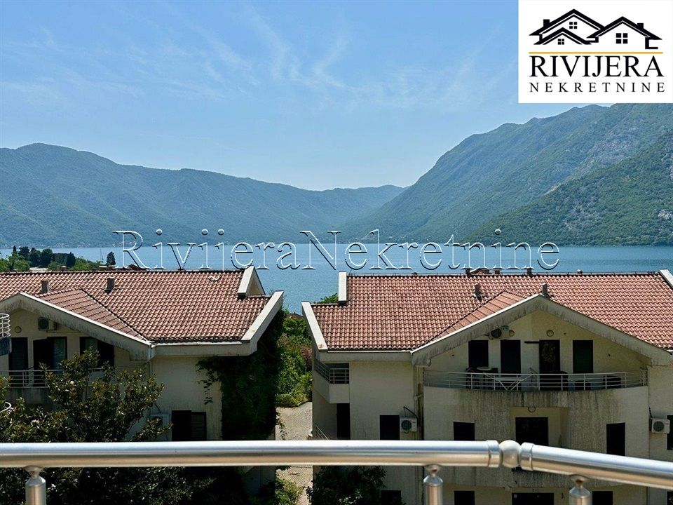 Piso en Risan, Montenegro, 130 m² - imagen 7