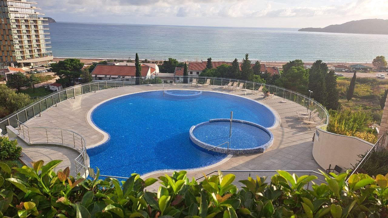Wohnung in Budva, Montenegro, 53 m² - Foto 1