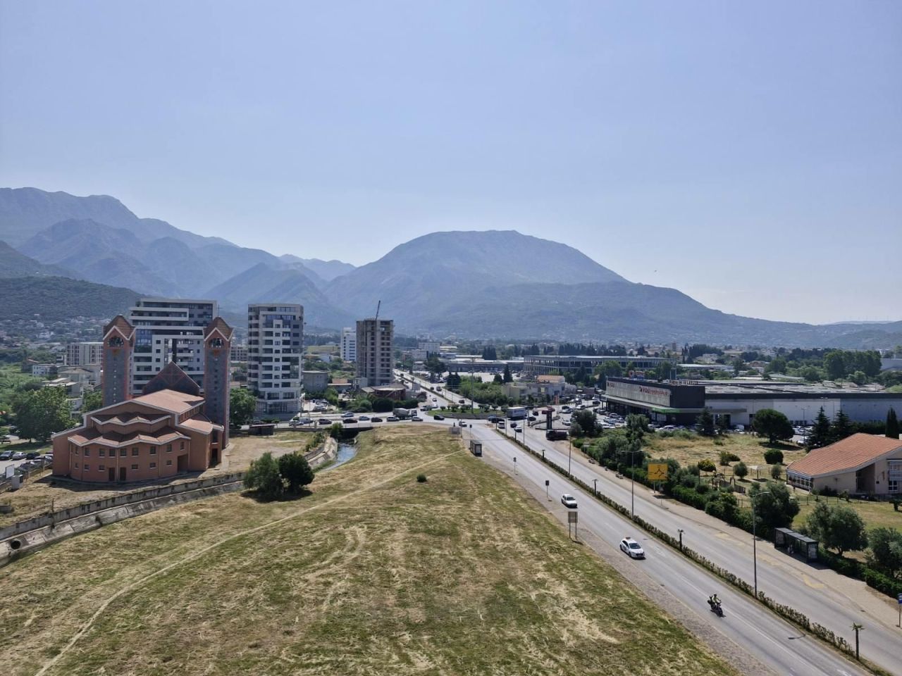 Flat in Bar, Montenegro, 52 m² - picture 6