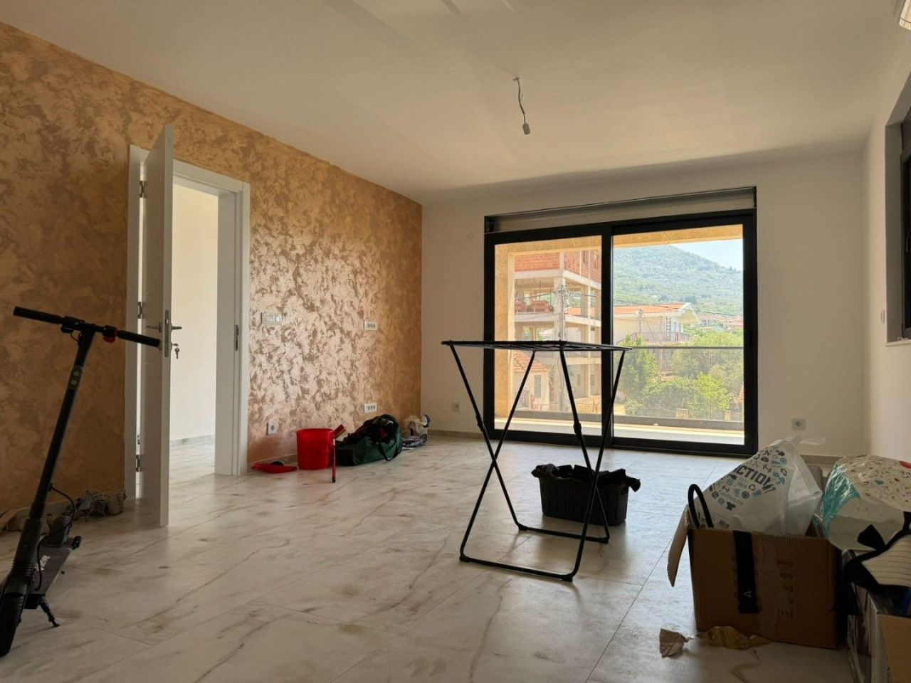 House in Bar, Montenegro, 200 m² - picture 5