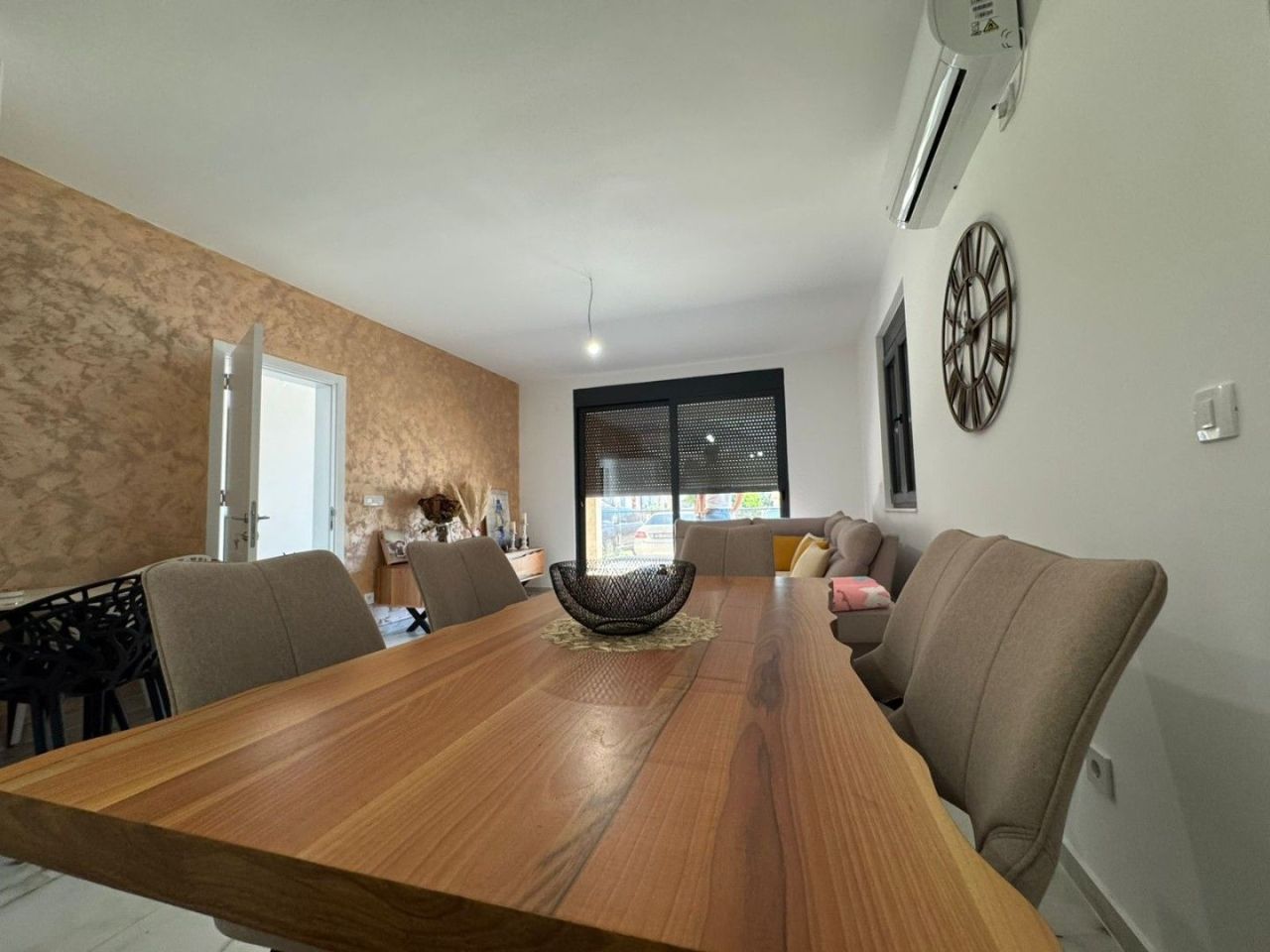 House in Bar, Montenegro, 200 m² - picture 19