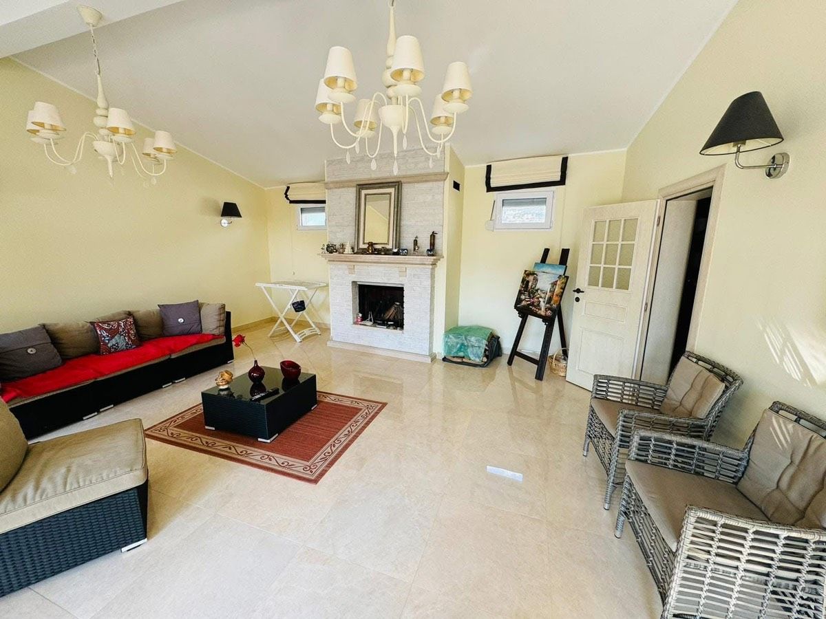 Casa en Dobra Voda, Montenegro, 300 m² - imagen 19