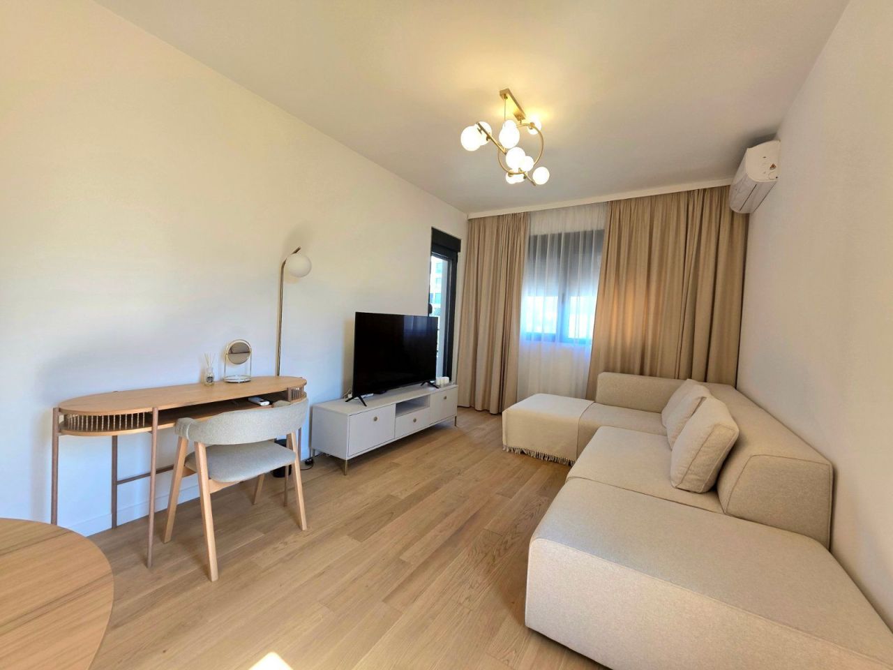Appartement à Becici, Monténégro, 42 m² - image 1