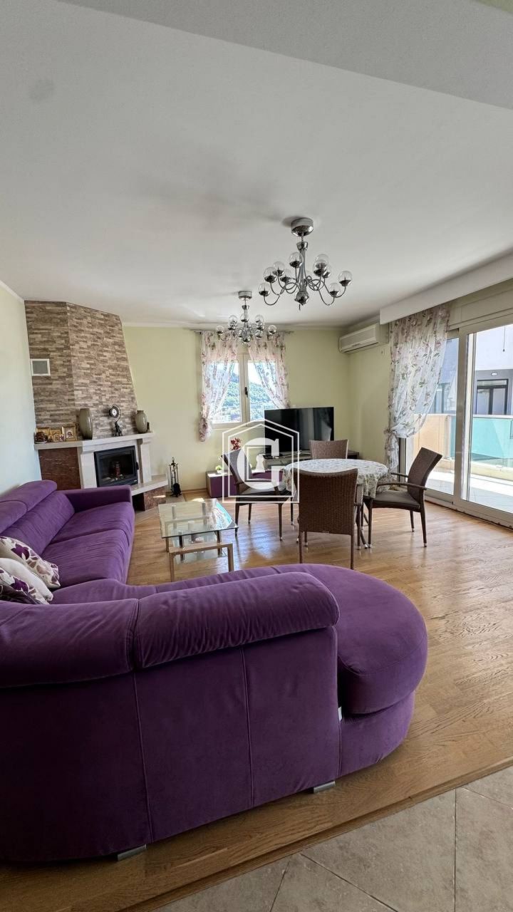 Apartamento en Becici, Montenegro, 94 m² - imagen 1
