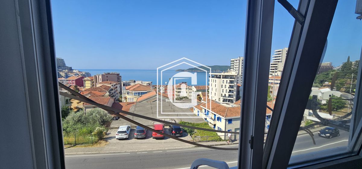 Apartment in Rafailovici, Montenegro, 27 m² - Foto 1