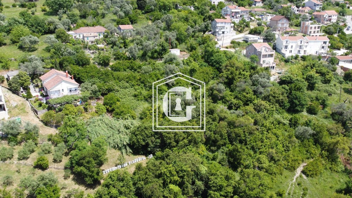 Terreno en Tivat, Montenegro, 1 240 m² - imagen 4