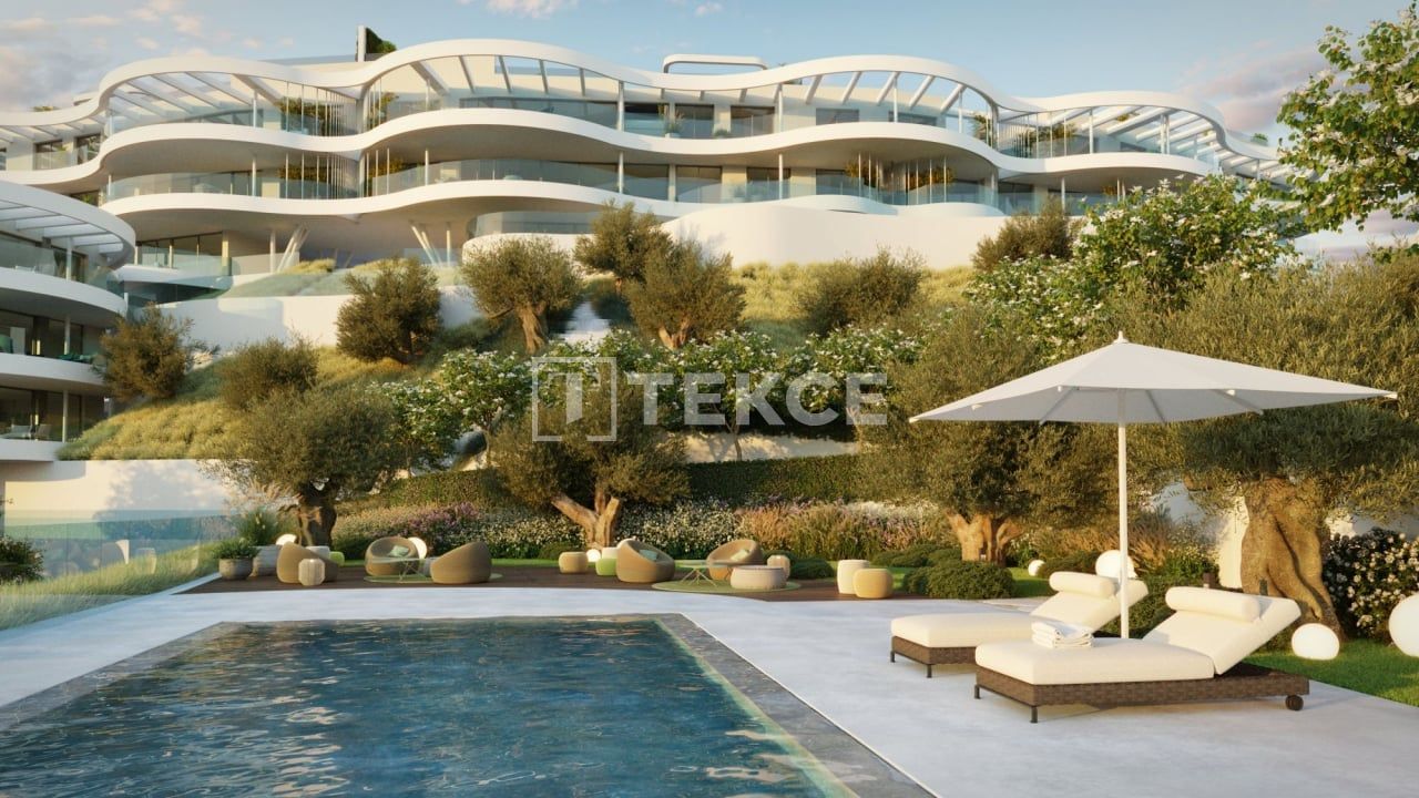 Apartment in Benahavis, Spain, 251 m² - picture 1