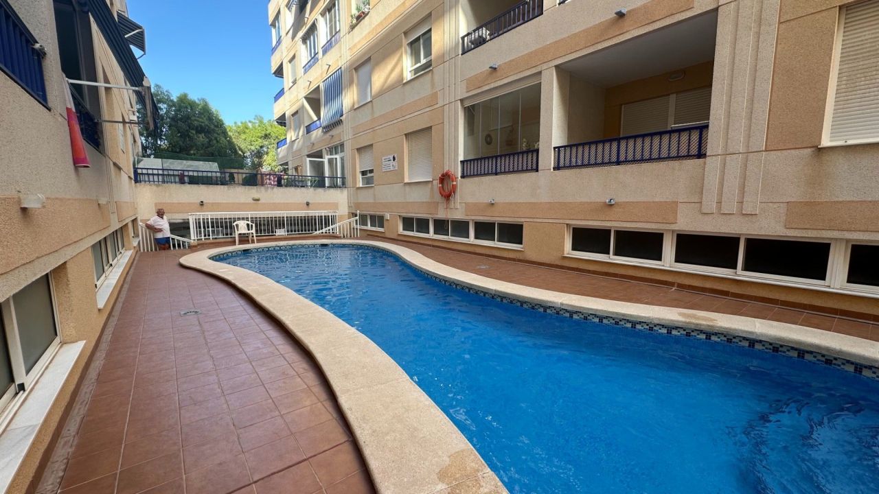 Apartment in Guardamar del Segura, Spanien, 70 m² - Foto 1