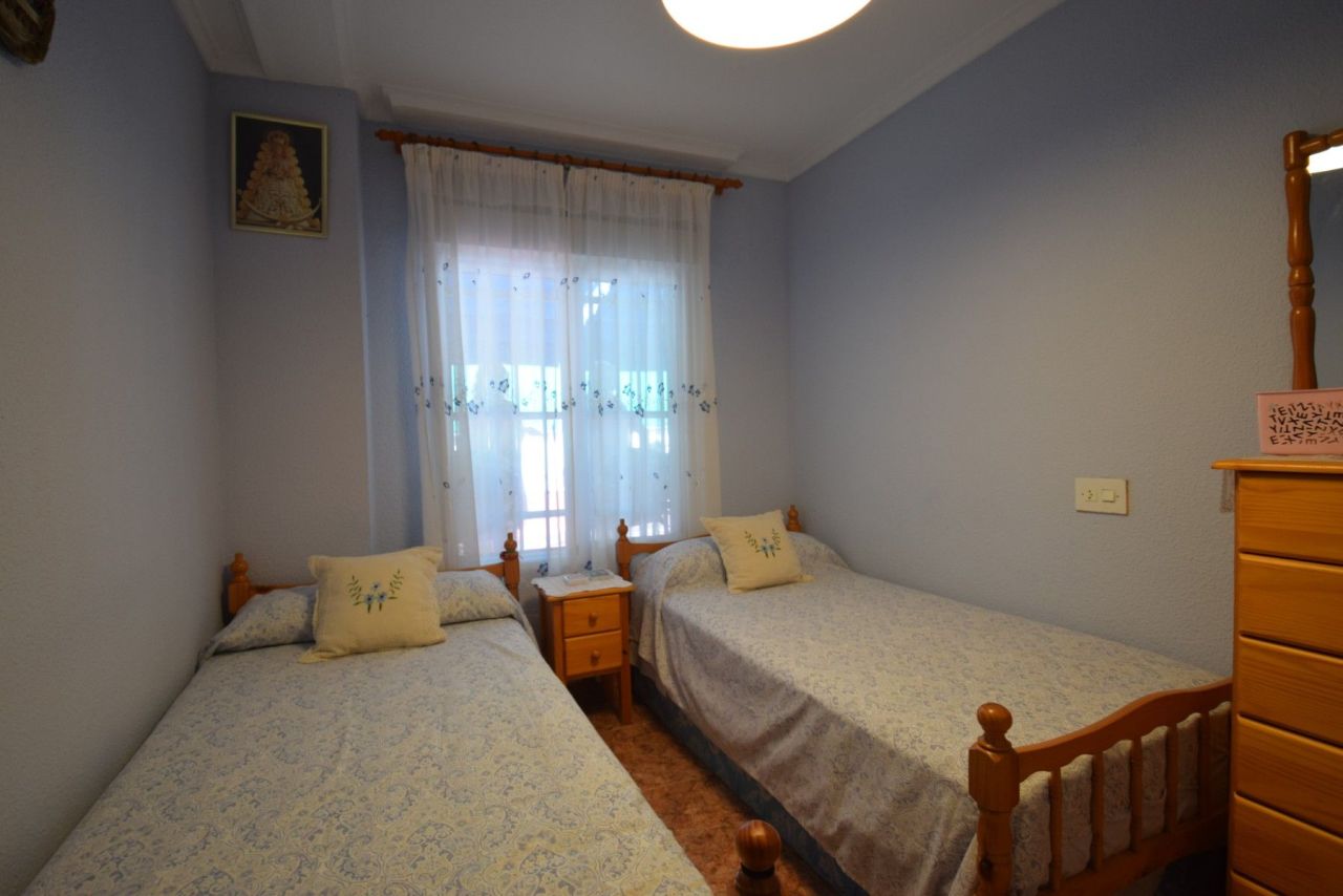 Penthouse in Guardamar del Segura, Spain, 70 m² - picture 12