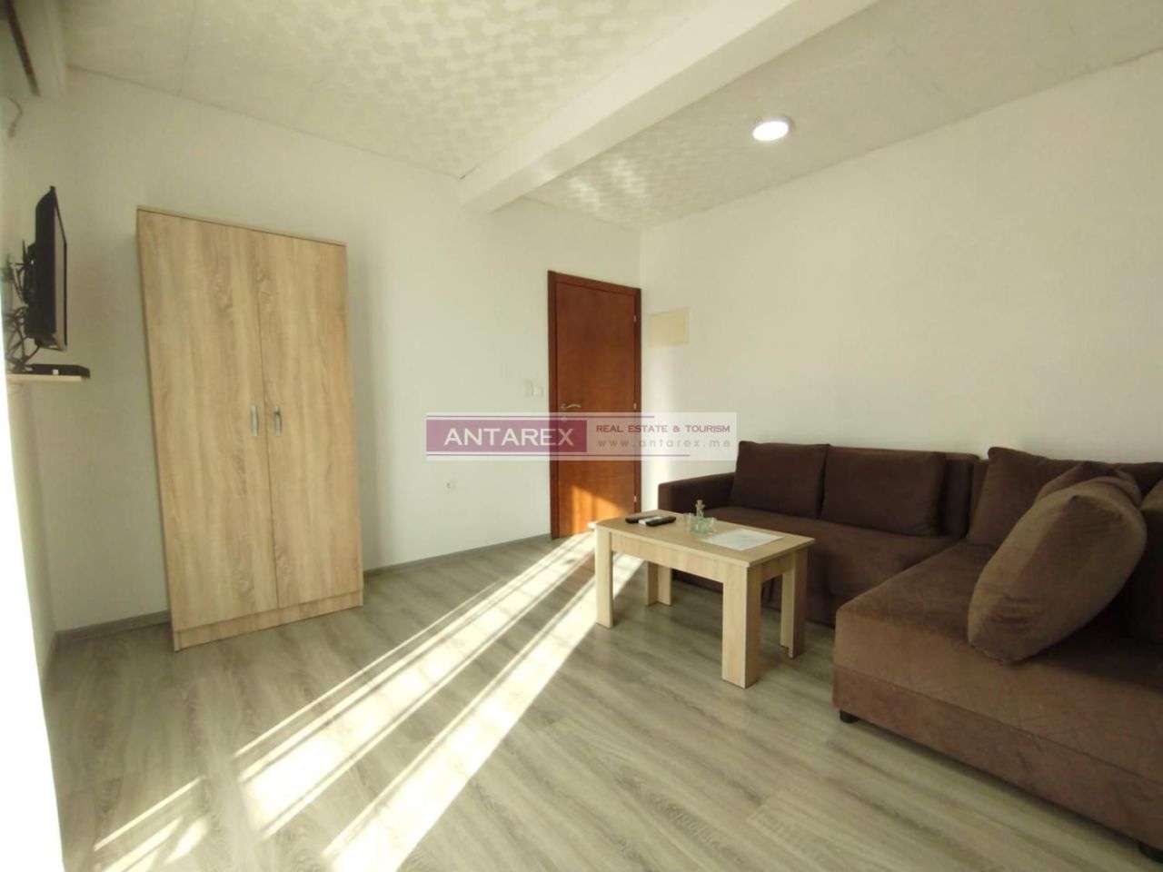 Villa in Sutomore, Montenegro, 180 m² - picture 3