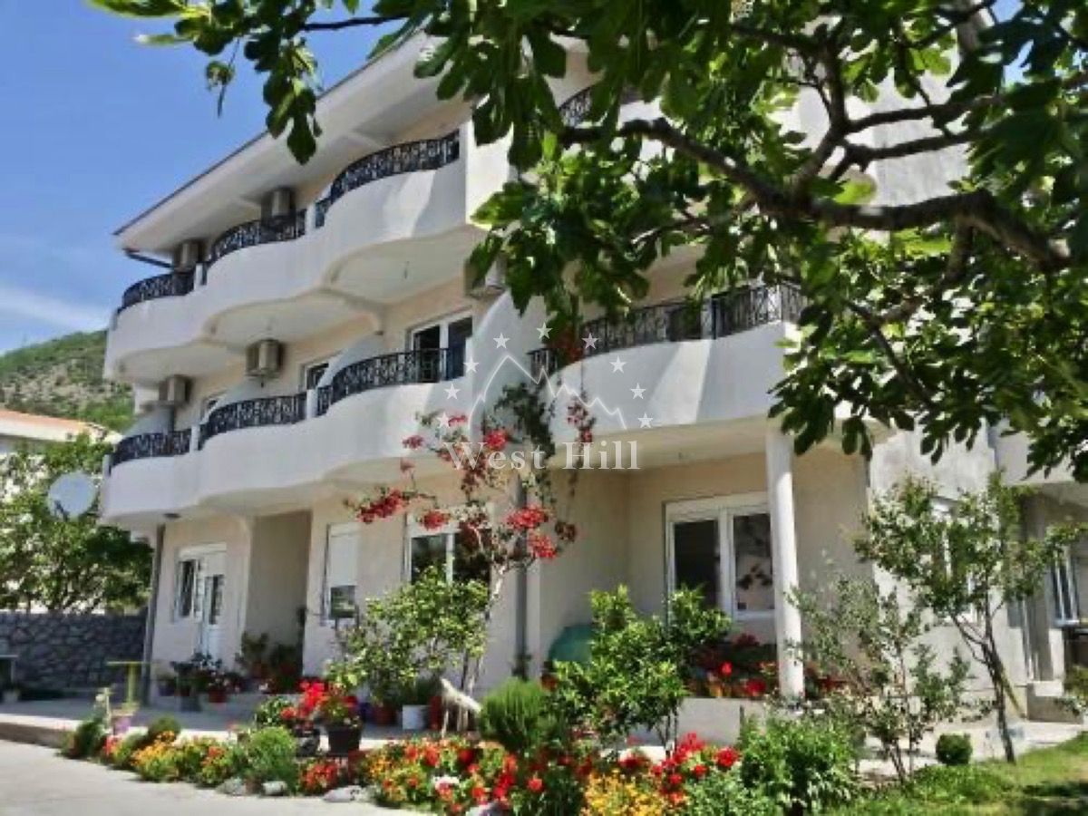 Hotel in Becici, Montenegro, 600 m² - Foto 1