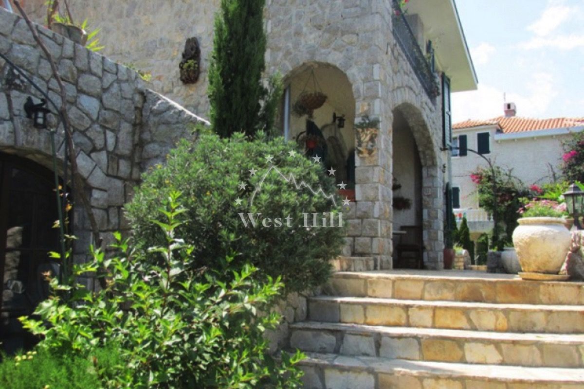 Casa a Kostanjica, Montenegro, 235 m² - foto 12