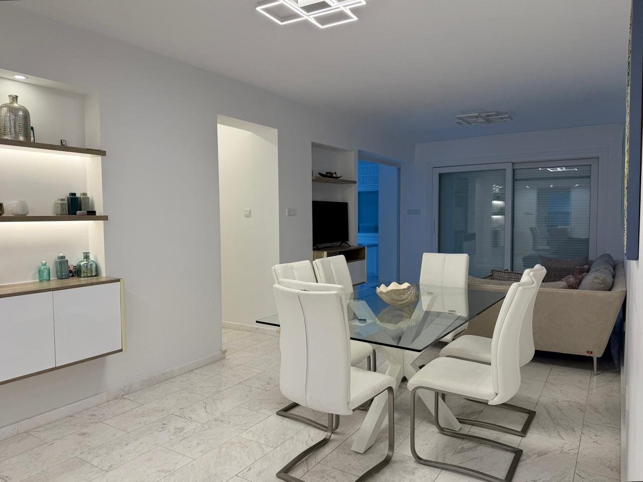 Appartement à Larnaca, Chypre, 100 m² - image 1