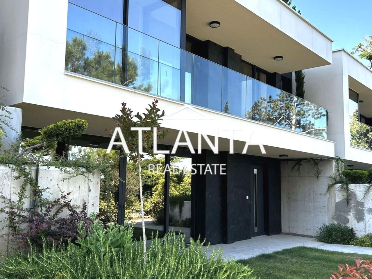 Casa en Santos Constantino y Elena, Bulgaria, 202 m² - imagen 1