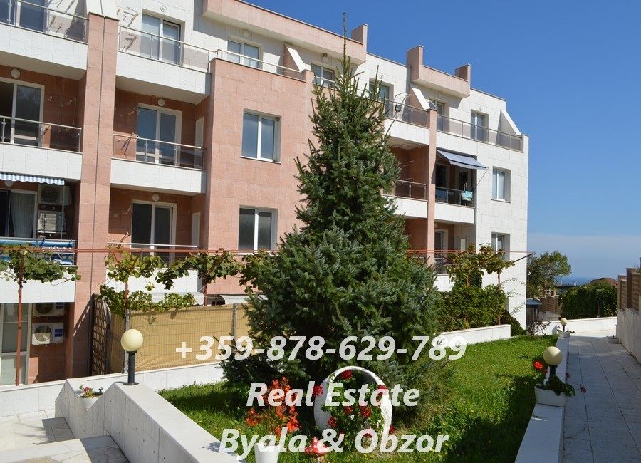 Flat in Byala, Bulgaria, 61 m² - picture 1