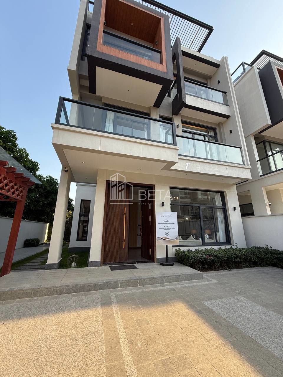 Villa in Phnom Penh, Cambodia, 210 m² - picture 1