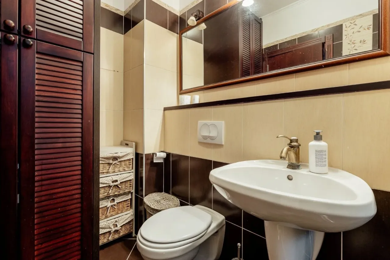 Piso en Kotor, Montenegro, 92 m² - imagen 14