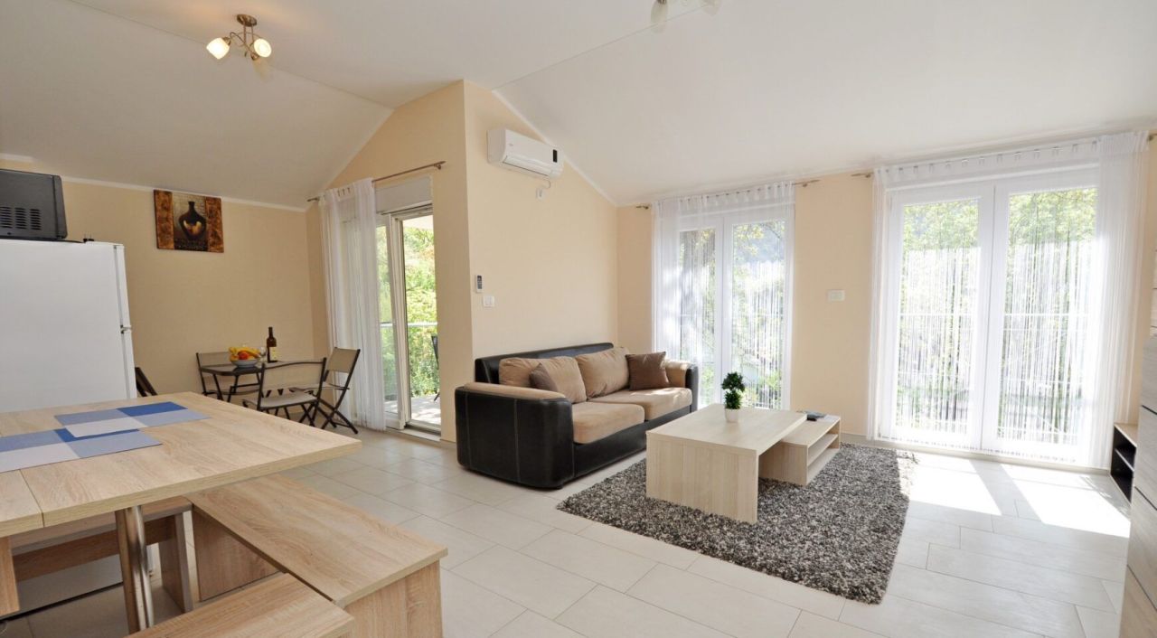 Appartement à Orahovac, Monténégro, 73 m² - image 4