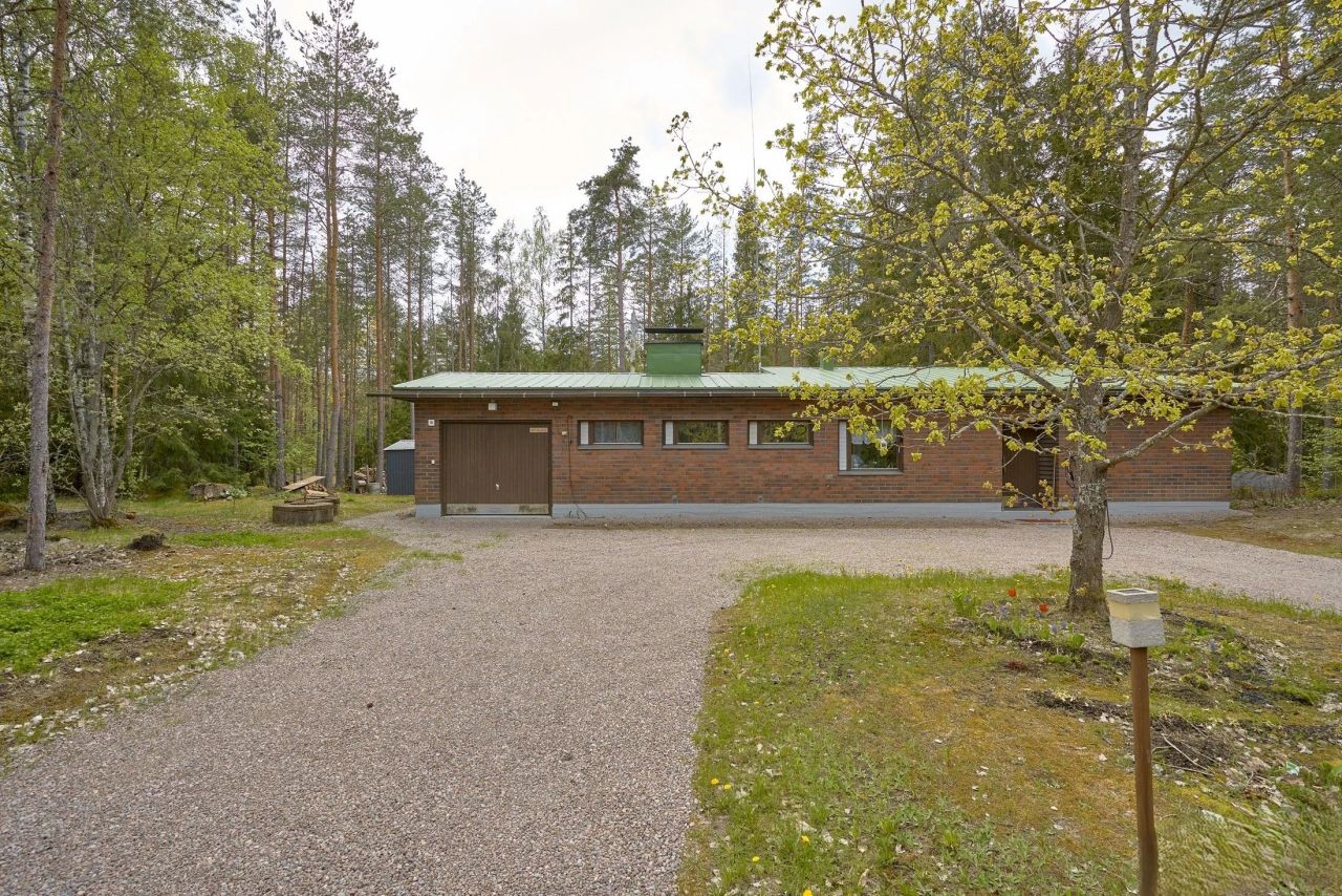 House in Kouvola, Finland, 144 m² - picture 1