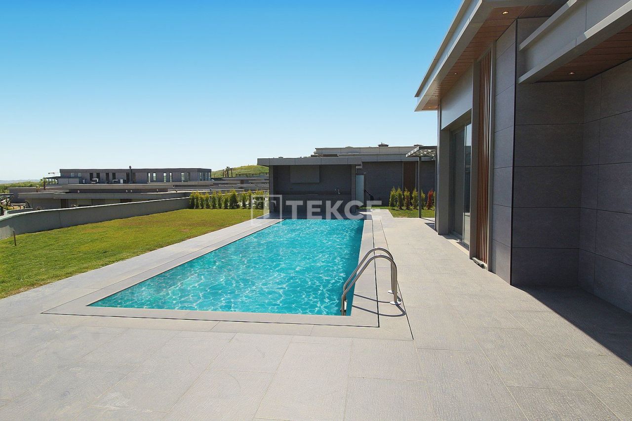 Villa à Istanbul, Turquie, 876 m² - image 1
