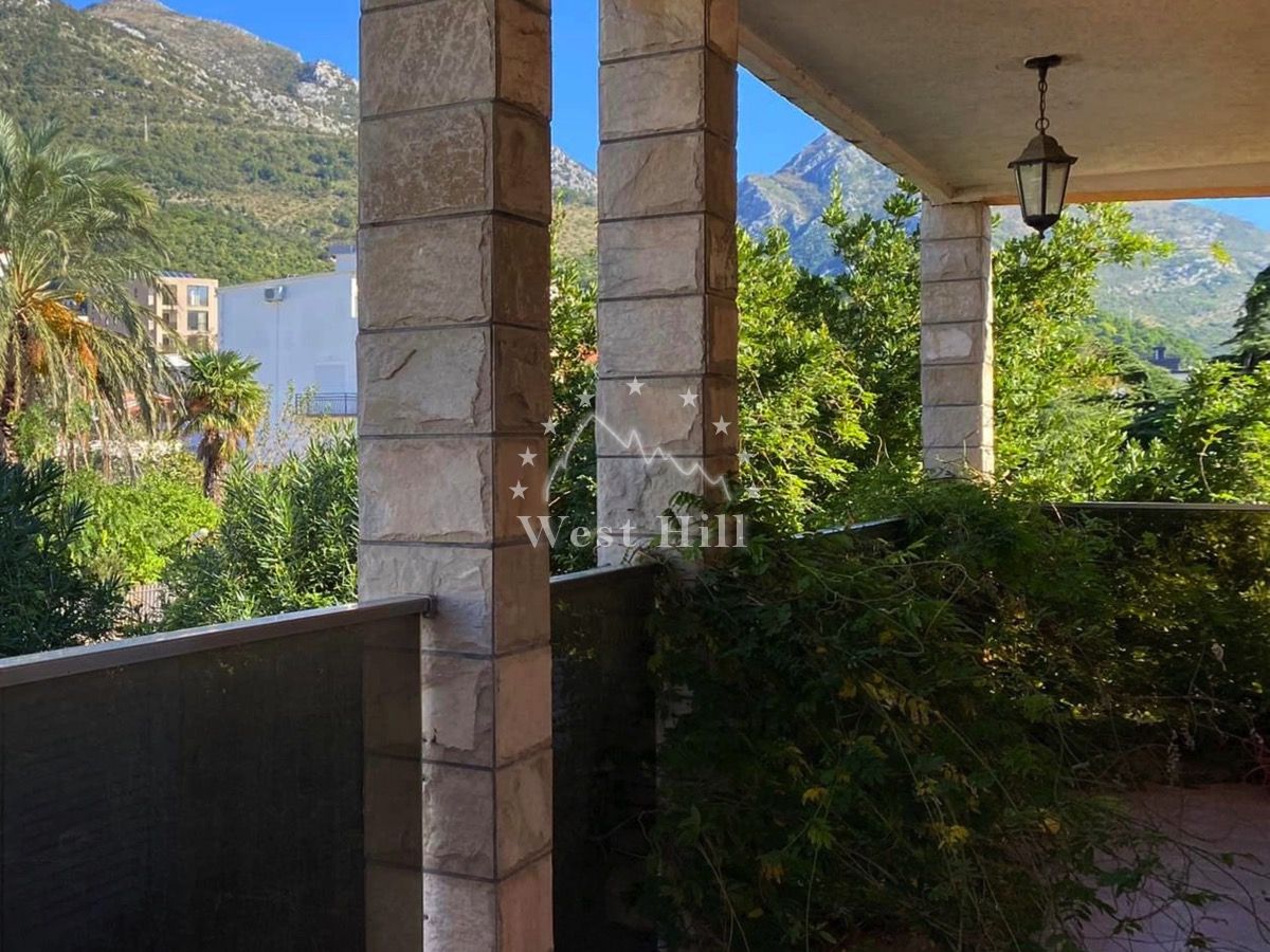 Maison à Sutomore, Monténégro, 270 m² - image 1