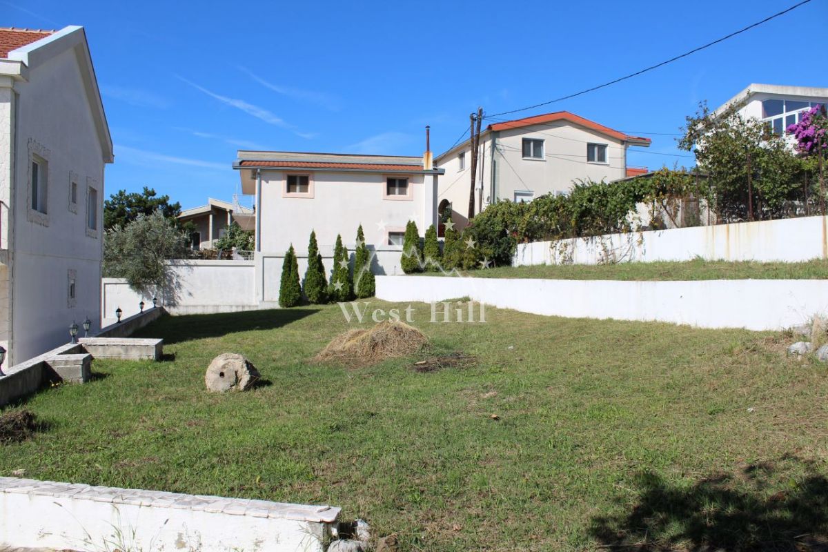 Haus in Susanj, Montenegro, 236 m² - Foto 1