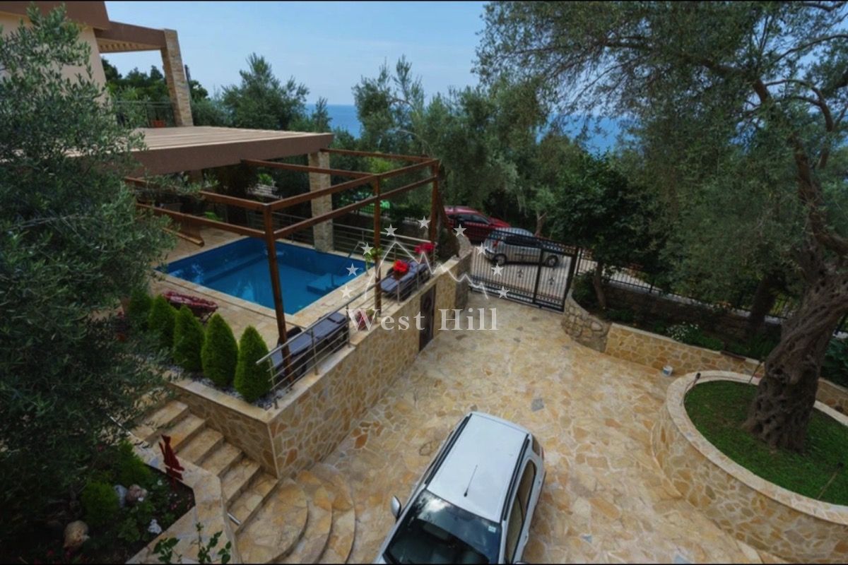 House Ratac, Montenegro, 198 m² - picture 1