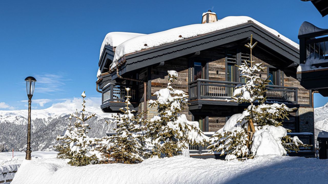 Villa à Chamonix-Mont-Blanc, France - image 1