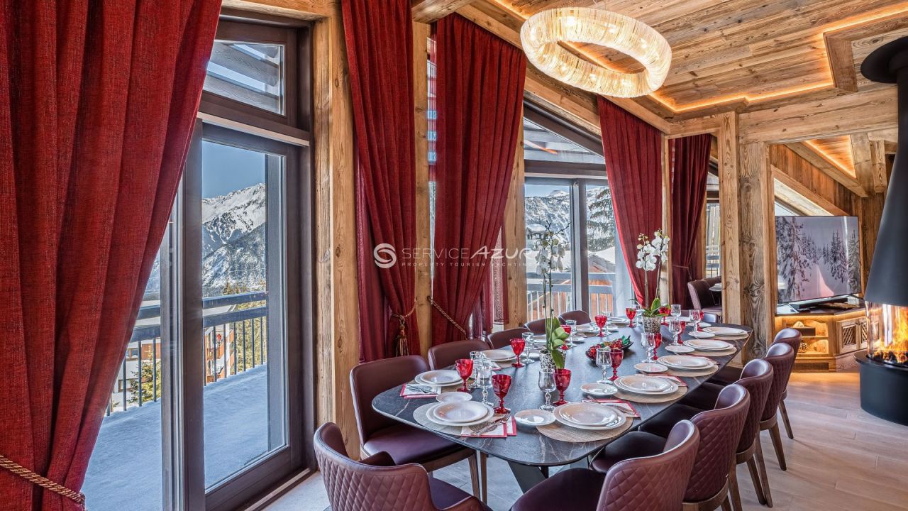 Chalet in Courchevel, France, 300 m² - picture 8