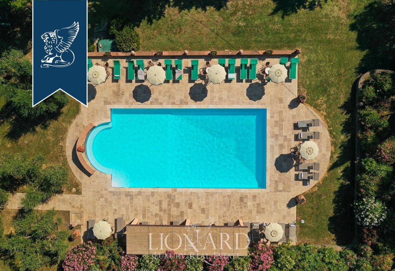 Granja en Pisa, Italia, 1 050 m² - imagen 6