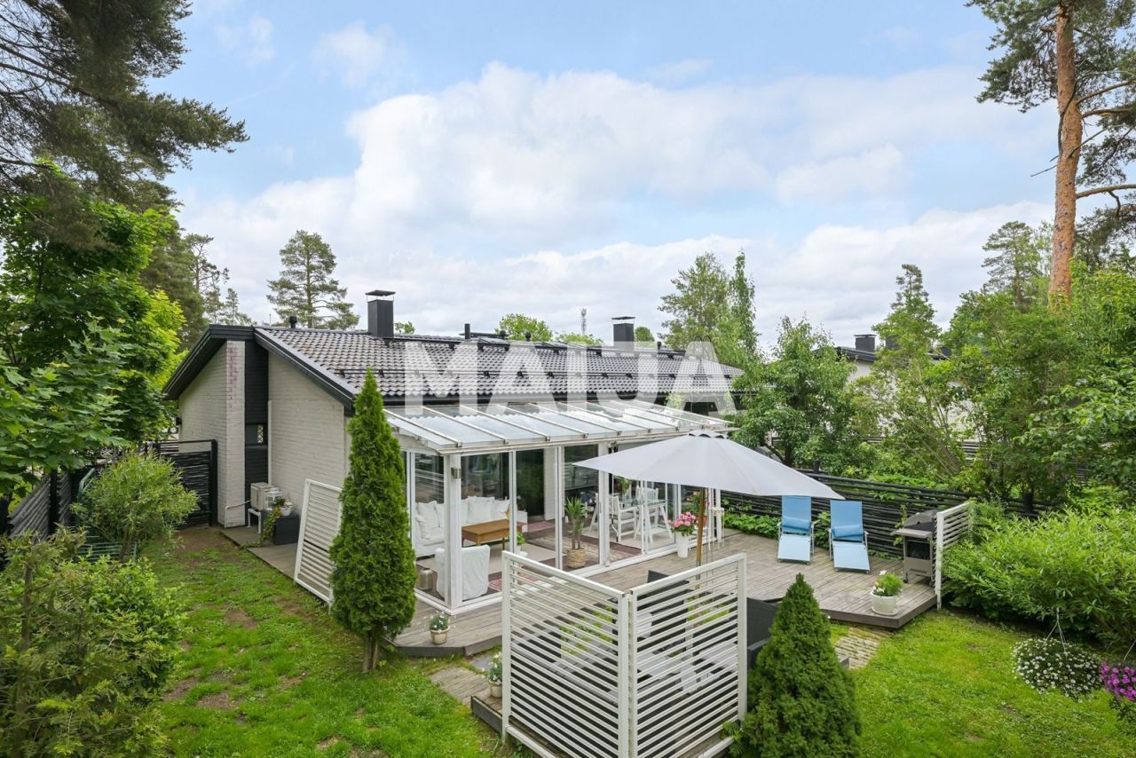 Haus in Espoo, Finnland, 61 m² - Foto 1