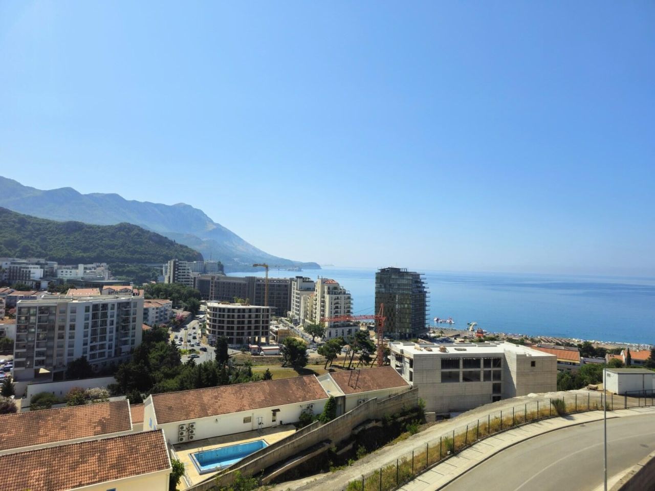 Piso en Becici, Montenegro, 61 m² - imagen 4