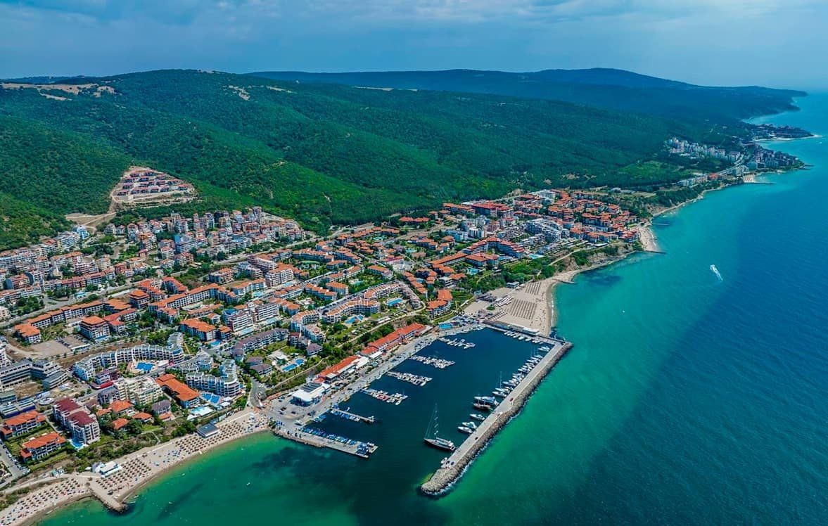 Cottage in Sveti Vlas, Bulgaria, 135 m² - picture 1