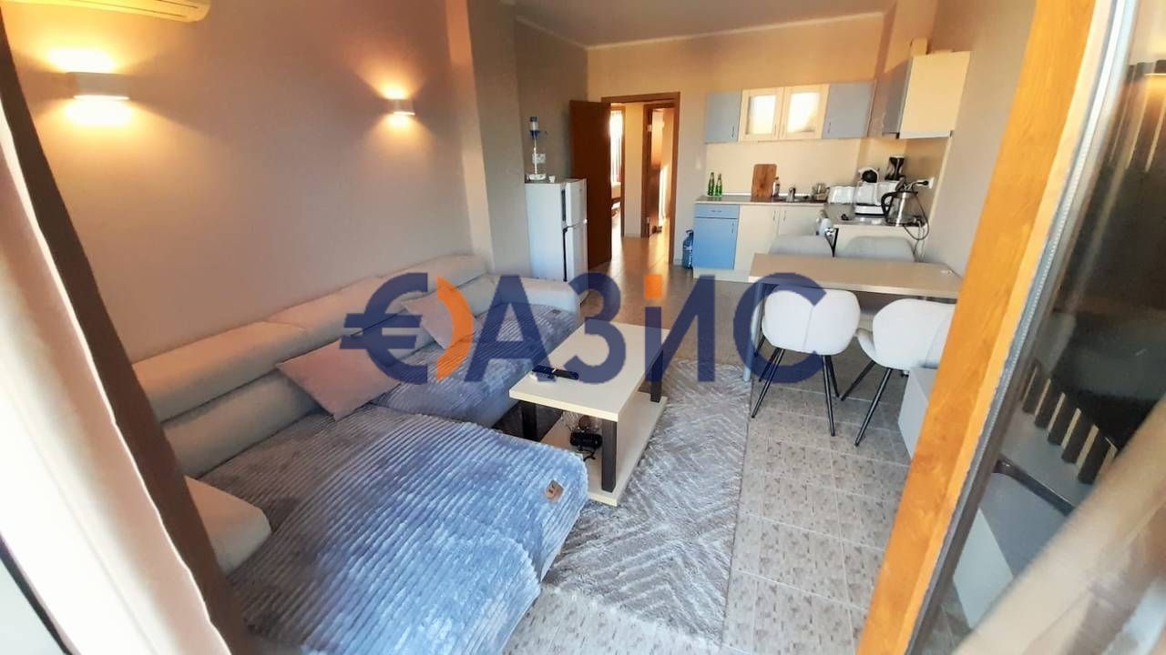 Appartement à Slantchev Briag, Bulgarie, 92 m² - image 1