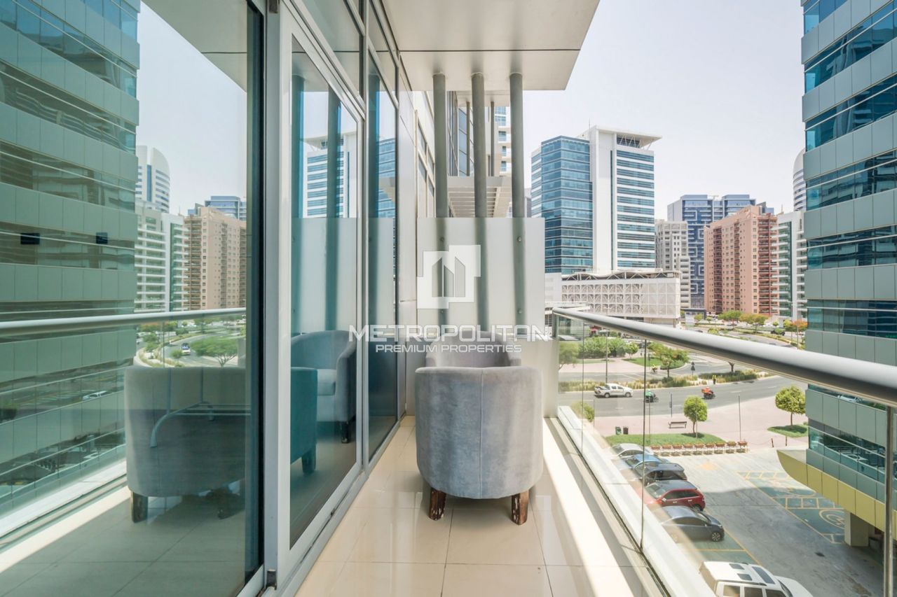 Appartement à Dubaï, EAU, 62 m² - image 1