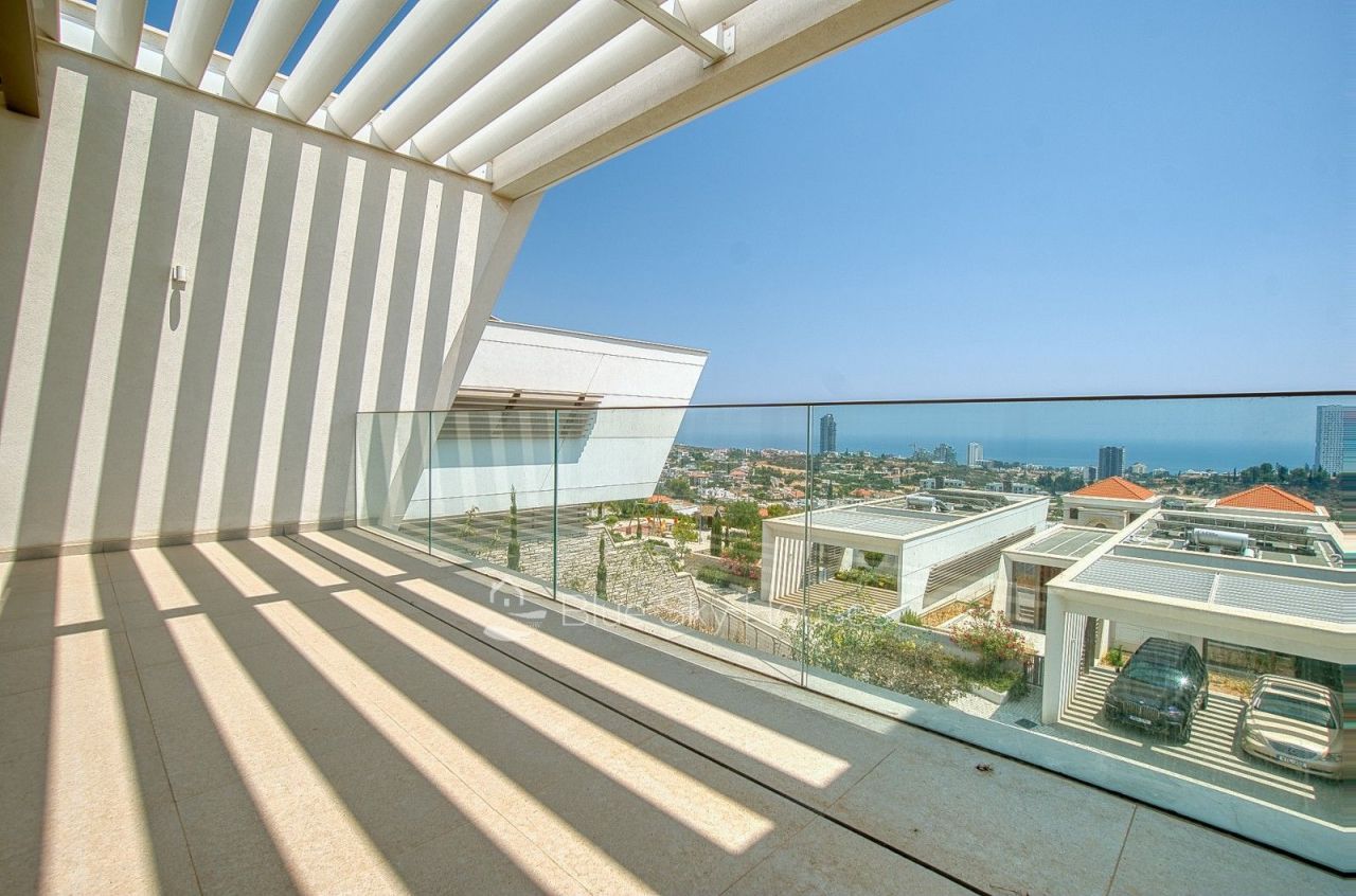 Villa à Limassol, Chypre, 197 m² - image 1