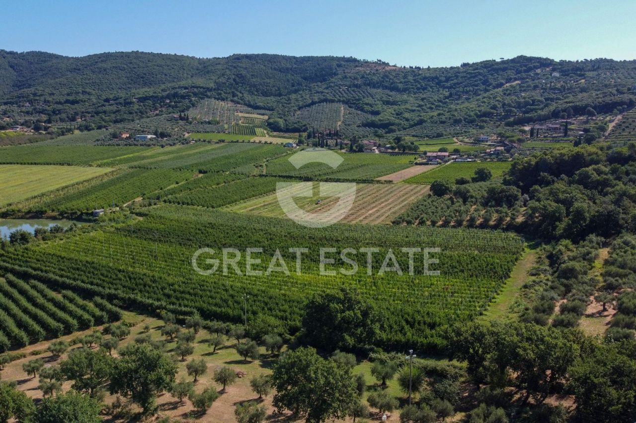 Casa a Passignano sul Trasimeno, Italia, 220.15 m² - foto 16