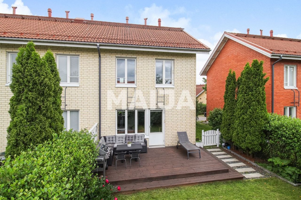 Flat in Vantaa, Finland, 80.5 m² - picture 1