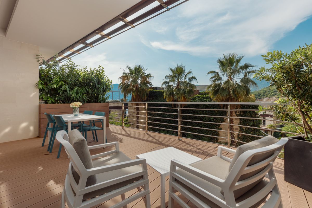 Flat in Budva, Montenegro, 147 m² - picture 1