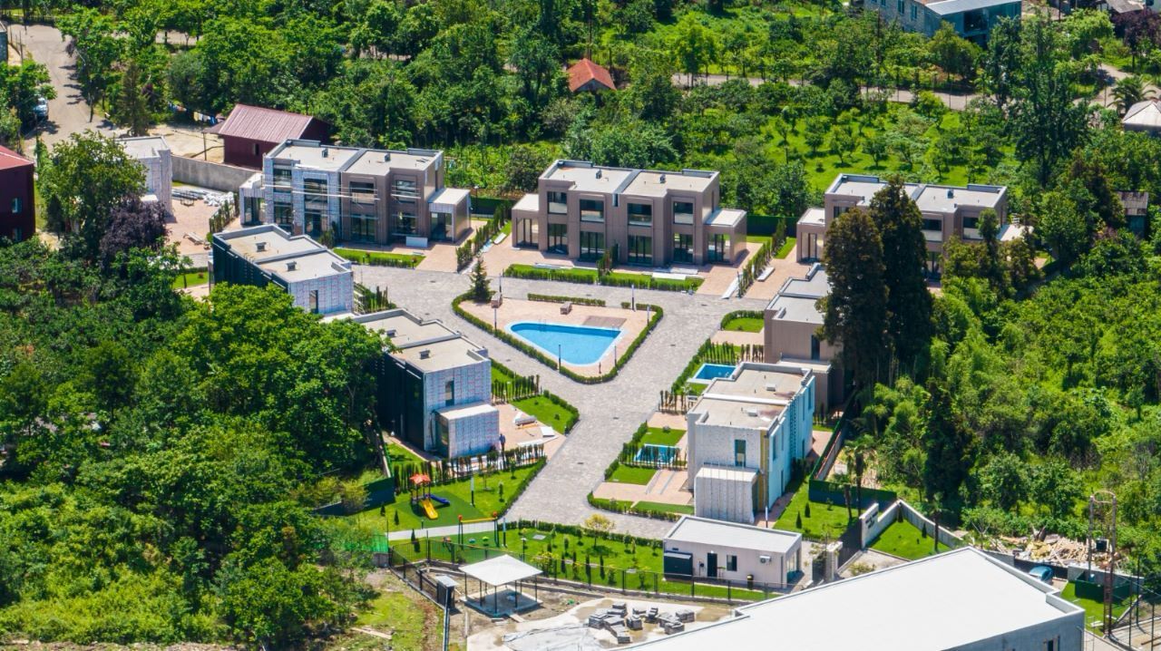 Villa in Batumi, Georgien, 140 m² - Foto 1