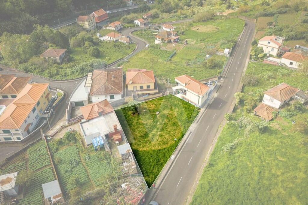 Terrain sur Madère, Portugal - image 1