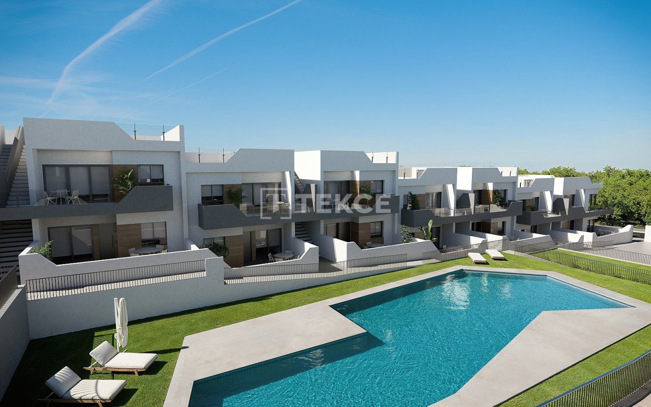 Penthouse in San Miguel de Salinas, Spanien, 82 m² - Foto 1