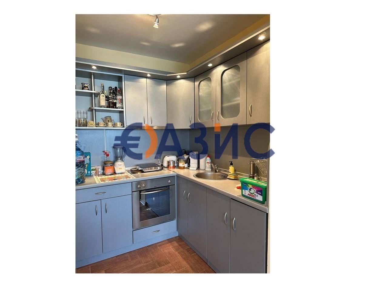 Appartement à Slantchev Briag, Bulgarie, 75.3 m² - image 1
