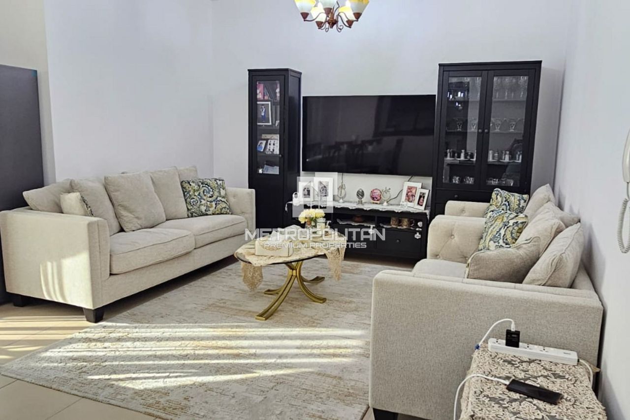 Bungalow in Dubai, VAE, 147 m² - Foto 1